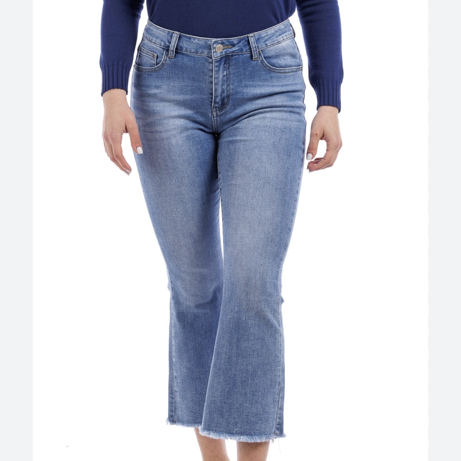 Jeans curvy zampa trombetta elasticizzato donna