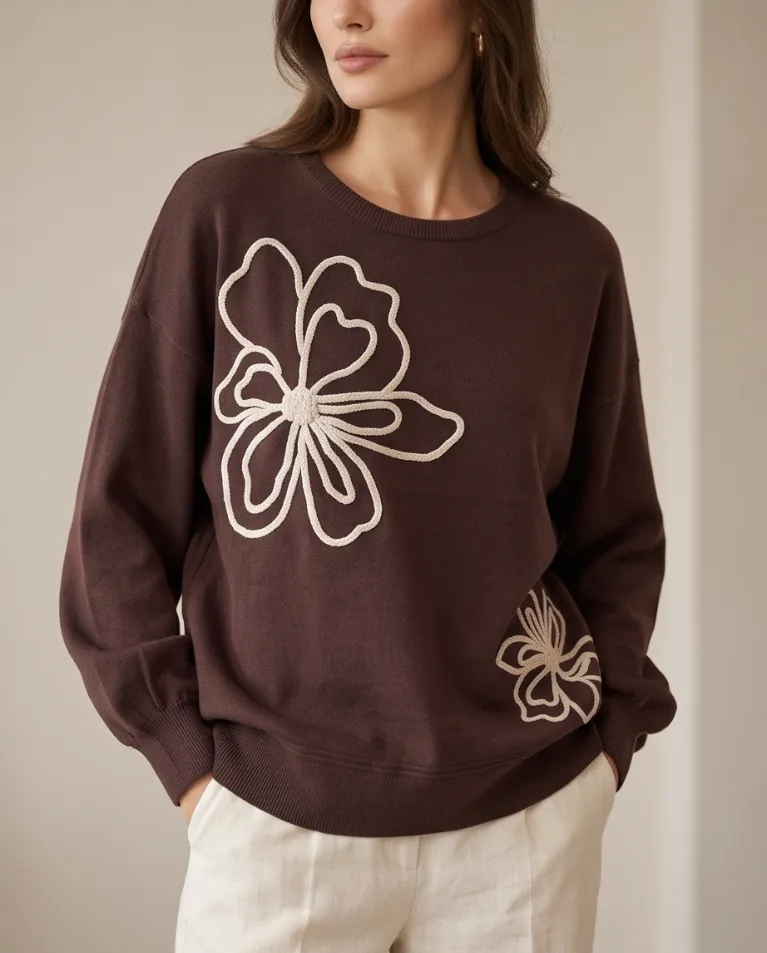 Maglioncino comodo ricamo fiore donna