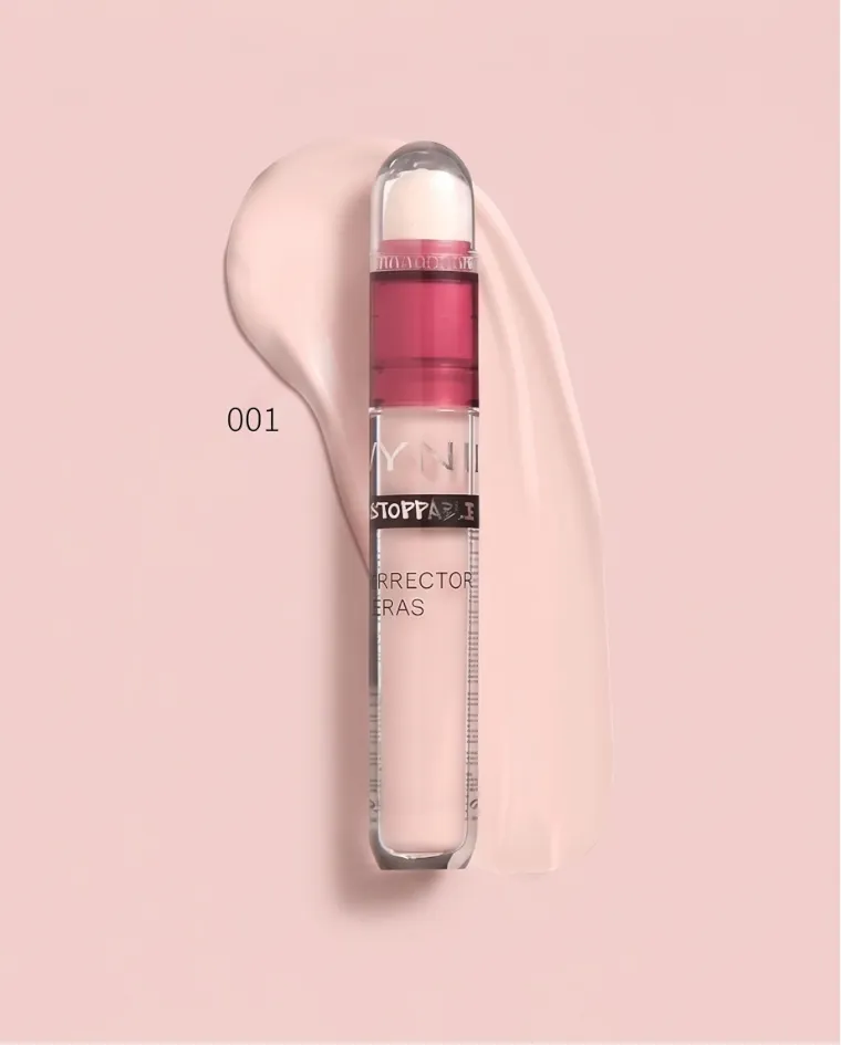 Correttore liquido con spugnetta applicatore color 001