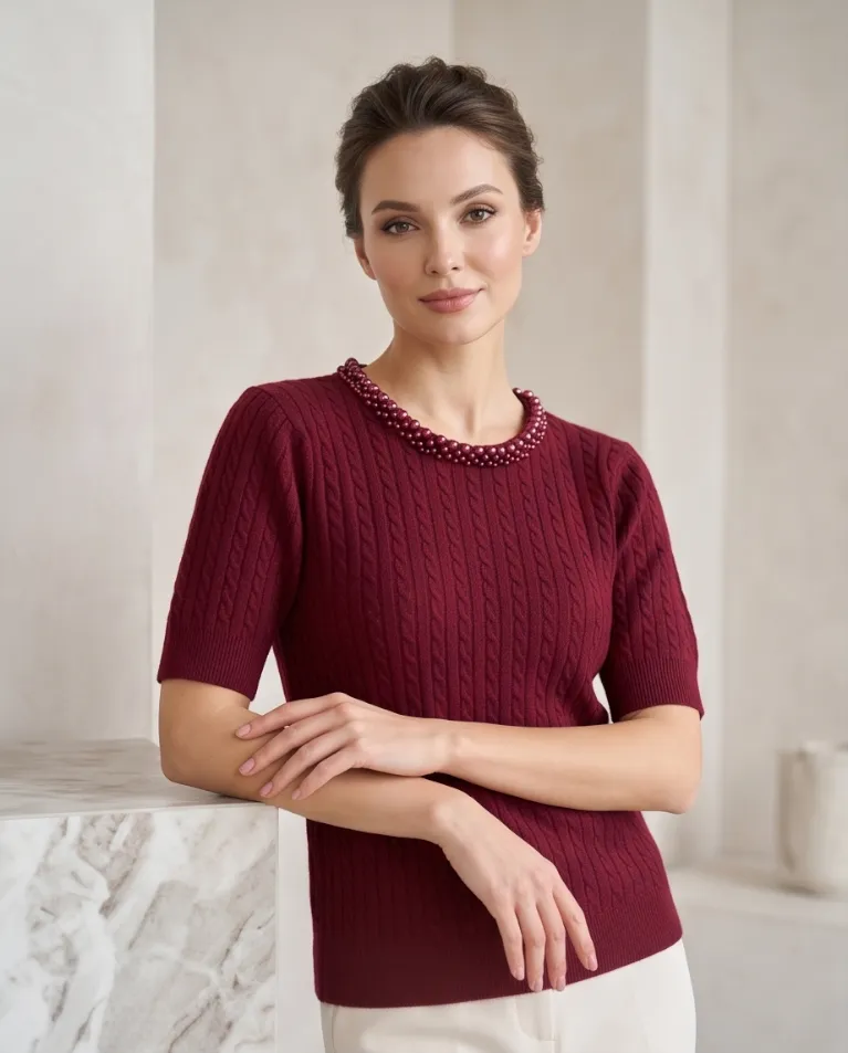 Maglioncino treccia maniche corte collo perle